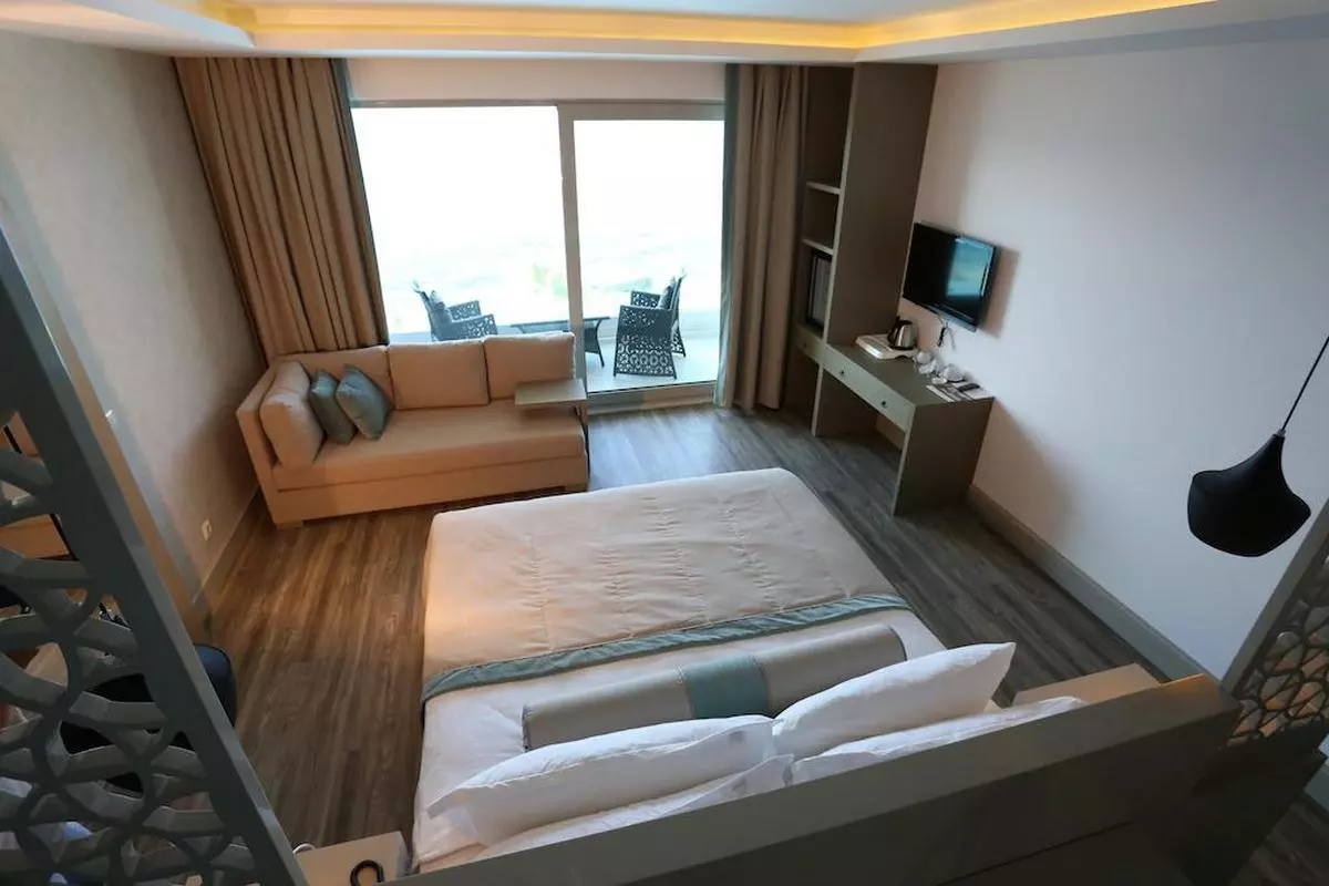 CLUBBLUEDREAM_SHABAVIZ (17).jpg